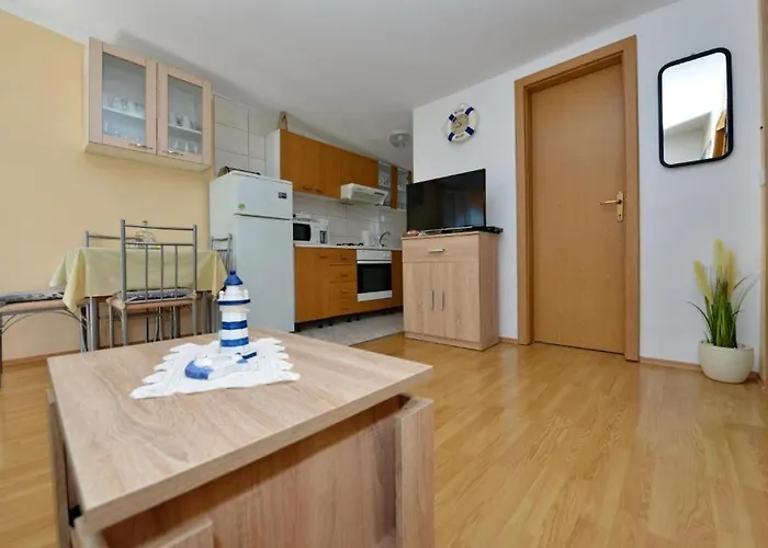 Apartamento Tomi Vir