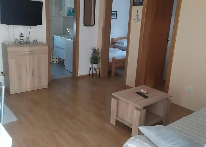 Tomi Apartamento